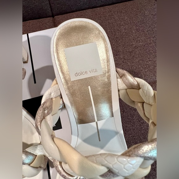 Dolce Vita Paily sandals - Picture 11 of 11